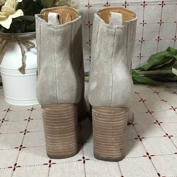 Marc Fisher LTD Oshay Tan Suede Pointed Toe Ankle Boots Size 7.5 - Picture 3 of 13